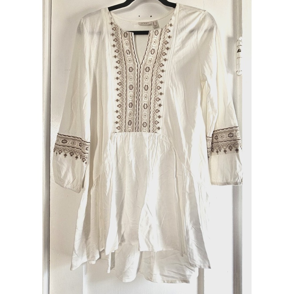 LOGO by LORI GOLDSTEIN long sleeve cuff dress bib beige embroidery minidress XS